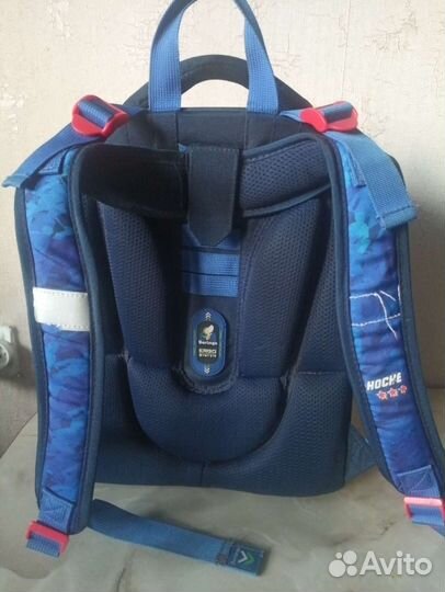 Рюкзак школьный