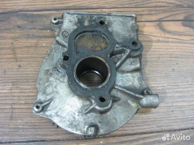 Крышка двигателя передняя Mazda 626 GD (1987-1992)