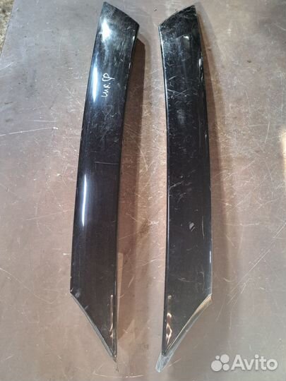 Молдинг лобового стекла Skoda Fabia