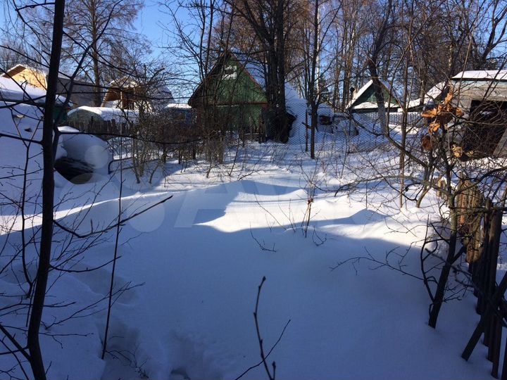 Дача 20 м² на участке 2 сот.