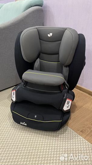 Автокресло joie