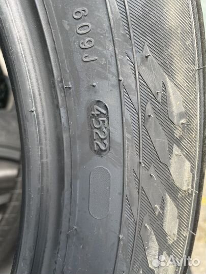 Nokian Tyres Hakkapeliitta 9 SUV 215/55 R18 99T