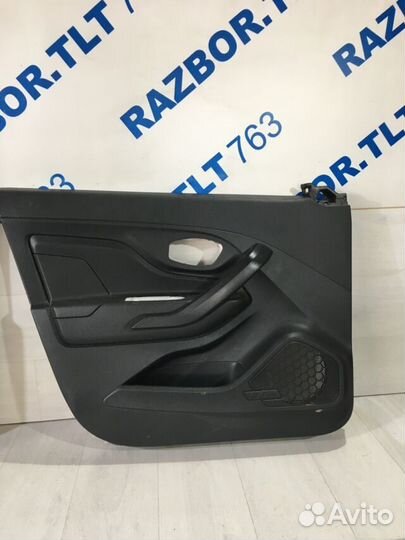 Обивка передней двери лев LADA xray 1.6 мт