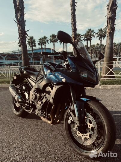 Yamaha FZ1S