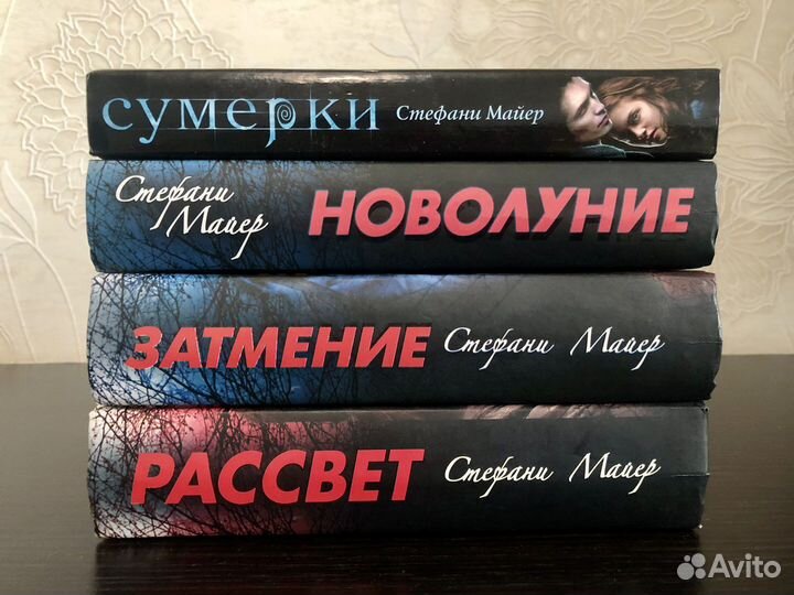 Кгиги «Пятьдесят оттенков серого»