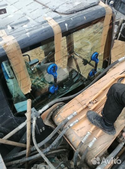 Стекло кабины sany SCC6500E