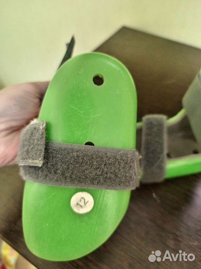 Тутор на голеностоп