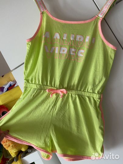 Летняя одежда для девочки 122-128