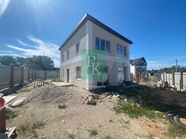 Дом 160 м² на участке 5 сот.