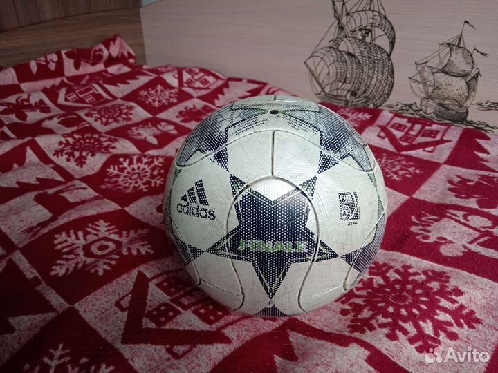 Футбольный мяч adidas лига чемпионов 2007