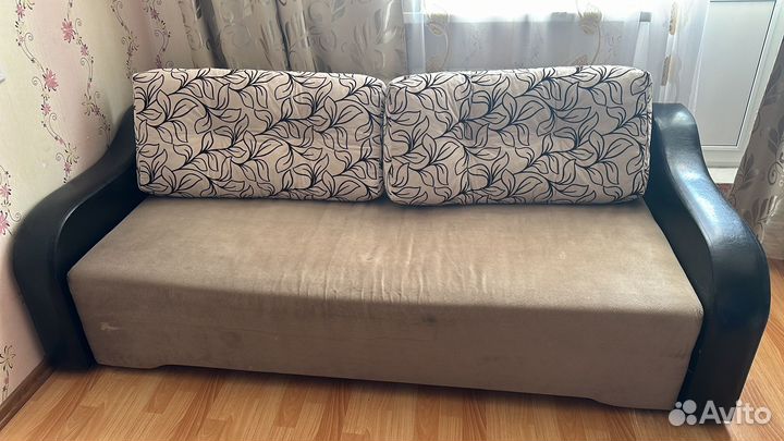 Диван кровать с местом для белья