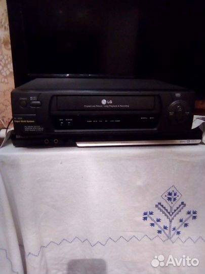 Видеомагнитофон