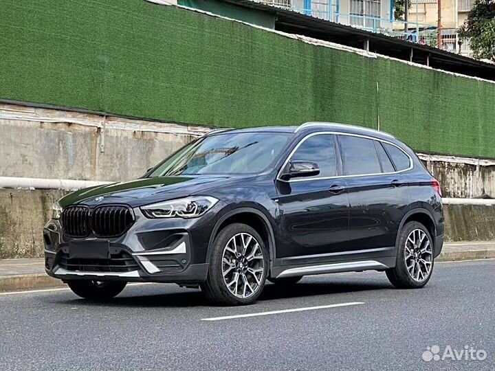 BMW X1 2.0 AT, 2021, 32 000 км
