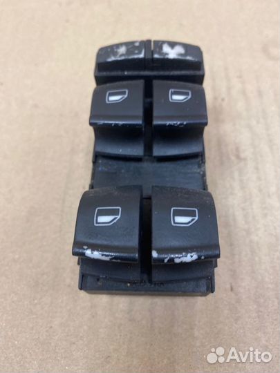 Блок управления стеклоподъемниками передний правый