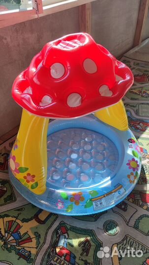 Детский надувной бассейн с крышей