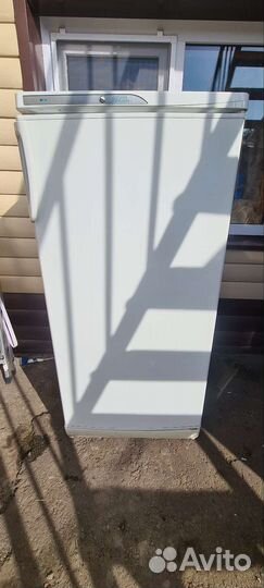 Холодильник б/у
