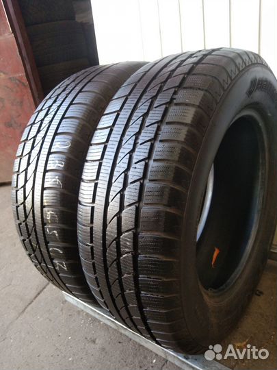Hankook IceBear W300 235/65 R17