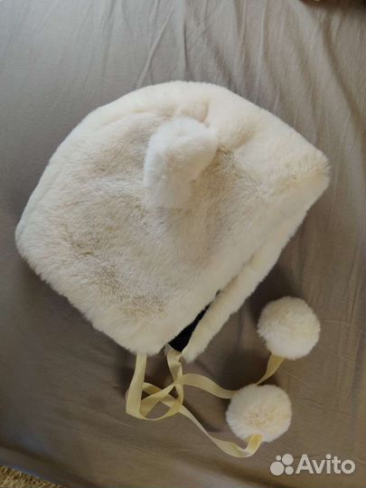 Теплая зимняя шапка мишка