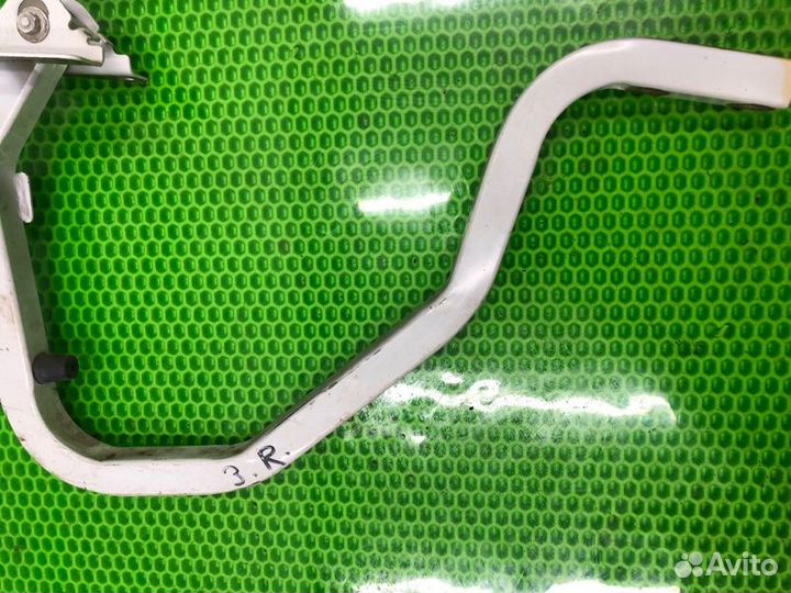 Петля крышки багажника Renault Logan седан K7JA710