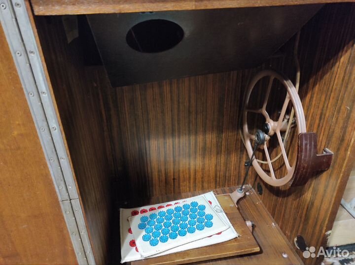 Швейная машина Чайка 3