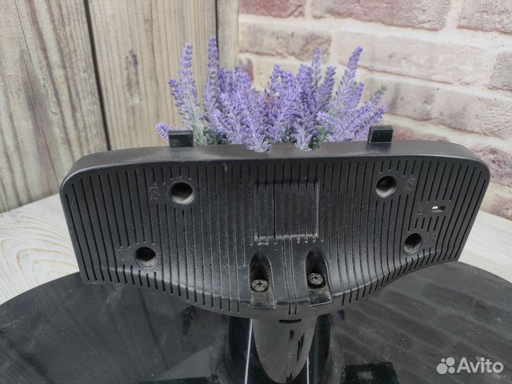 Подставка телевизора Samsung UE32EH5007K