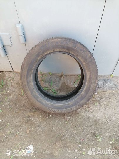 Bridgestone Blizzak Revo GZ 225/60 R17