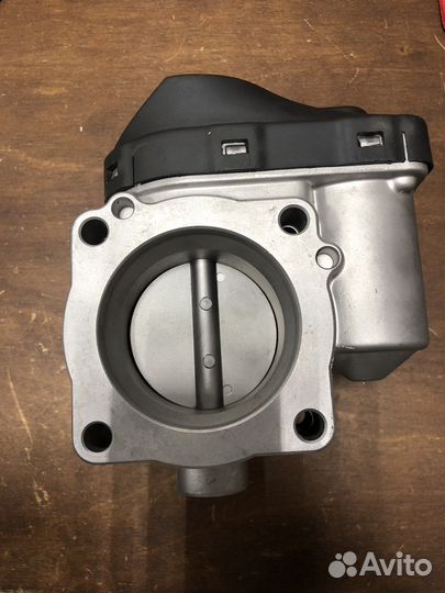 Дросельная заслонка VAG 036133062A