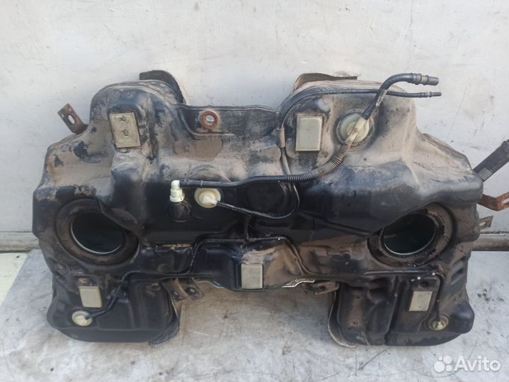 Бак топливный Джип Durango 3