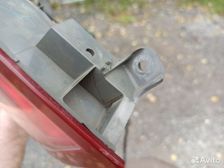 Фонарь задний левый Subaru Outback B13 износ 20