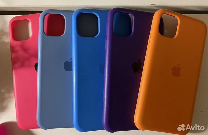 Чехол на iPhone 11