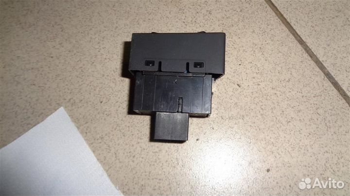 Кнопка освещения панели приборов Hyundai ix35 201