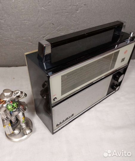 Радиоприемник VEF 12 с блоком питания