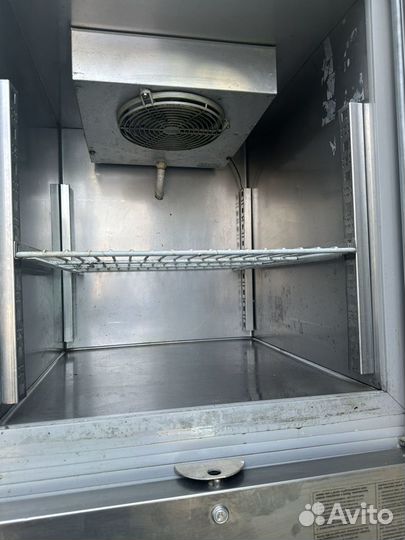 Шкаф холодильный морозильный комбинированный