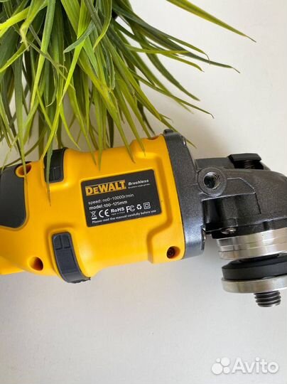 Бесщеточный набор болгарка+гайковерт dewalt