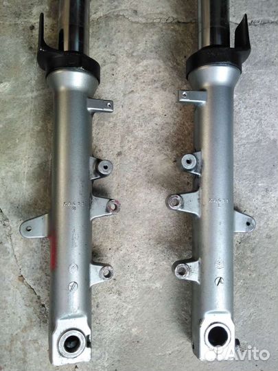 Вилка/траверса,паук,фронтбокс,Suzuki AN650Burgman