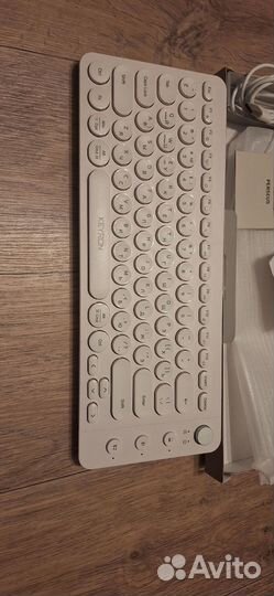 Bluetooth клавиатура