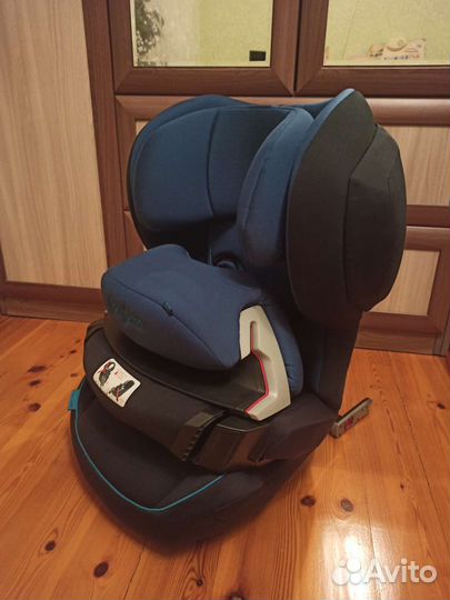 Детское автокресло (9-18 кг) Cybex Juno 2-Fix