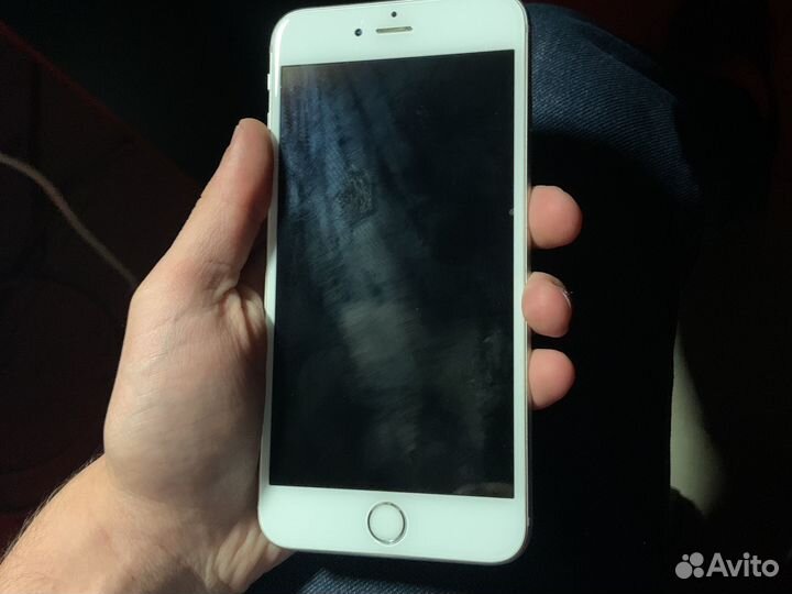 Телефон iPhone 6s Plus