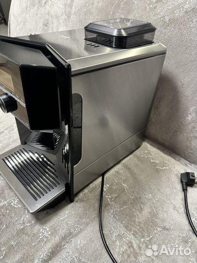 Кофемашина Siemens EQ.9 s300