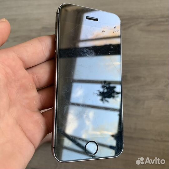 iPhone 5S, 16 ГБ