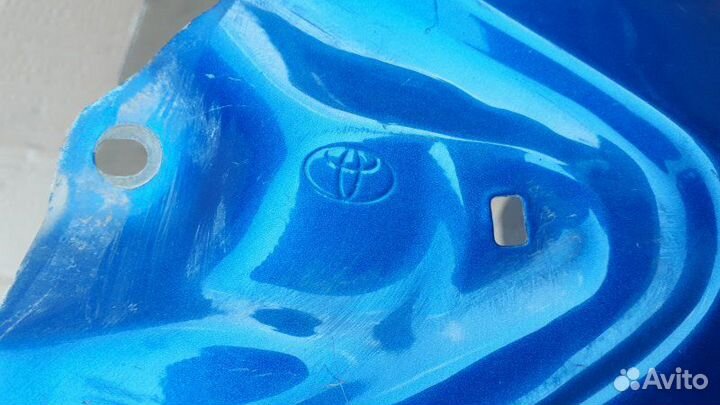 Крыло переднее правое Toyota Yaris XP90