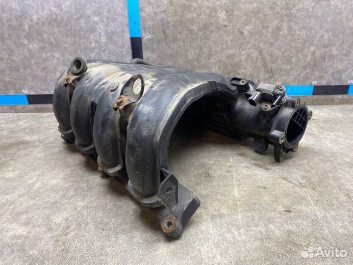 Впускной коллектор Nissan X-Trail T31 2.0 MR20DE