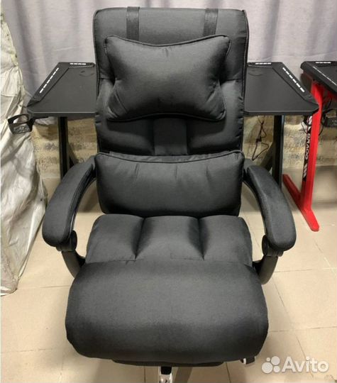 Компьютерное кресло из ткани