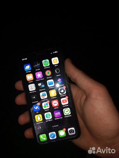 Телефон iPhone x