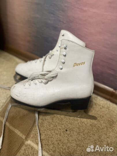 Коньки фигурные женские 42