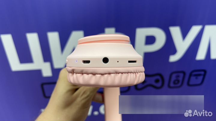 Наушники беспроводрые с ушками светящиеся