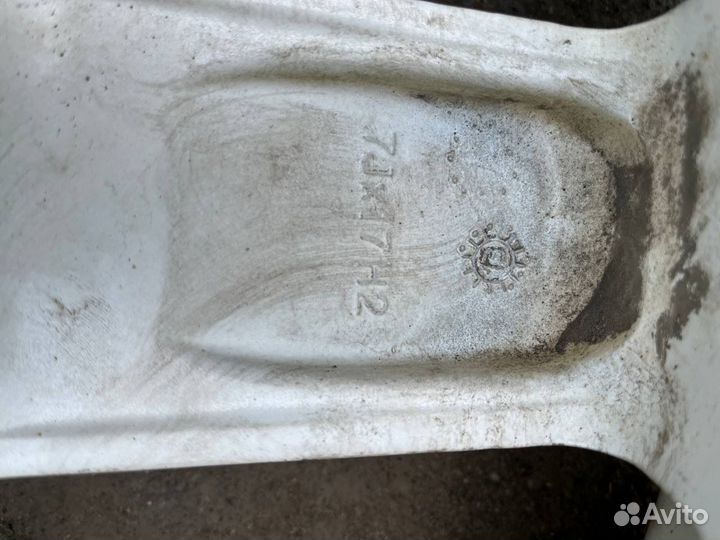 R17 Bfgoodrich Winter Slalom 235/65, PCD 5x114.3 DIA 67.1