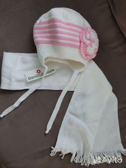 Комплект шапка и шарф для девочки