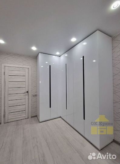 Шкаф для одежды