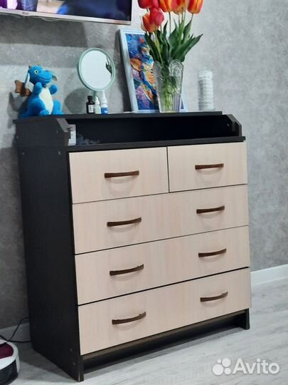 Комод пелинатор